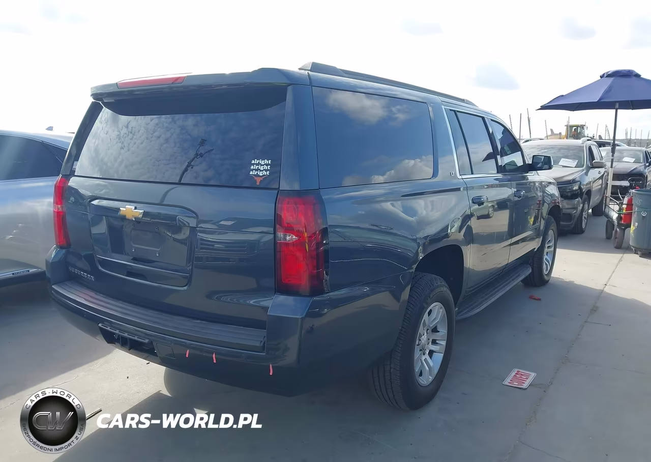 2019 Chevrolet Suburban Lt VIN:1GNSKHKC0KR313368 - 4