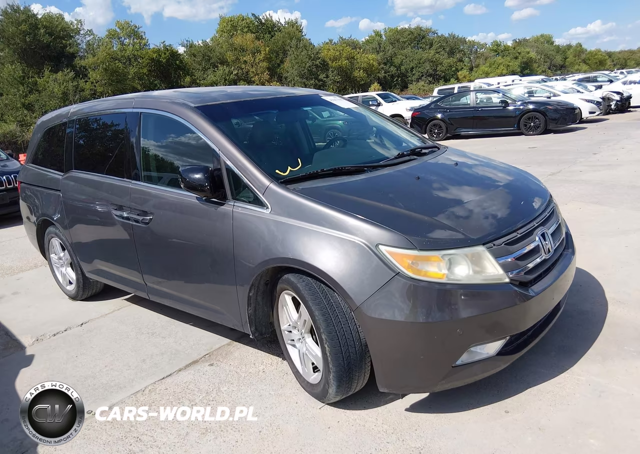 2013 Honda Odyssey Touring-Touring Elite – zdjęcie 1 z 16