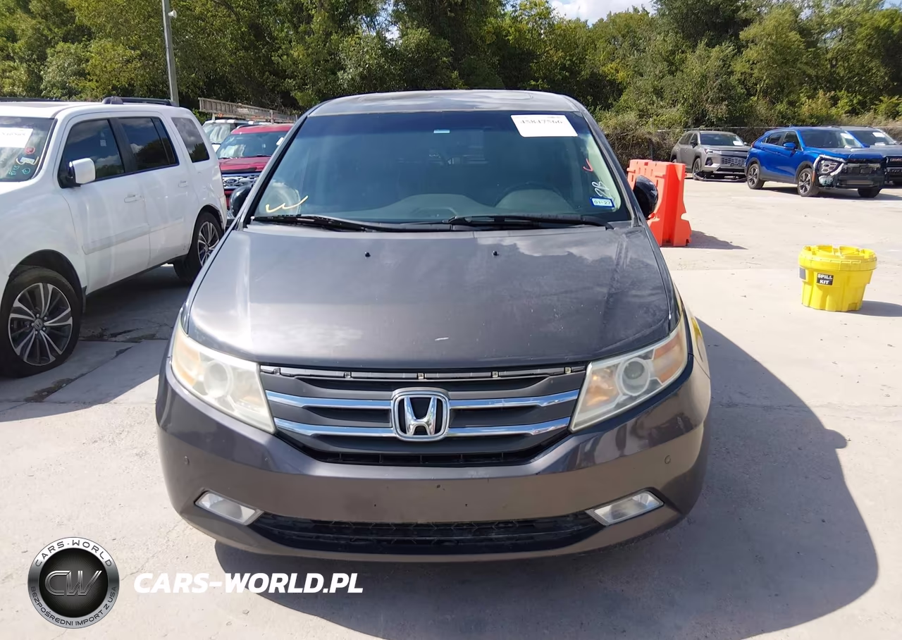 2013 Honda Odyssey Touring-Touring Elite VIN:5FNRL5H91DB003544 - 12