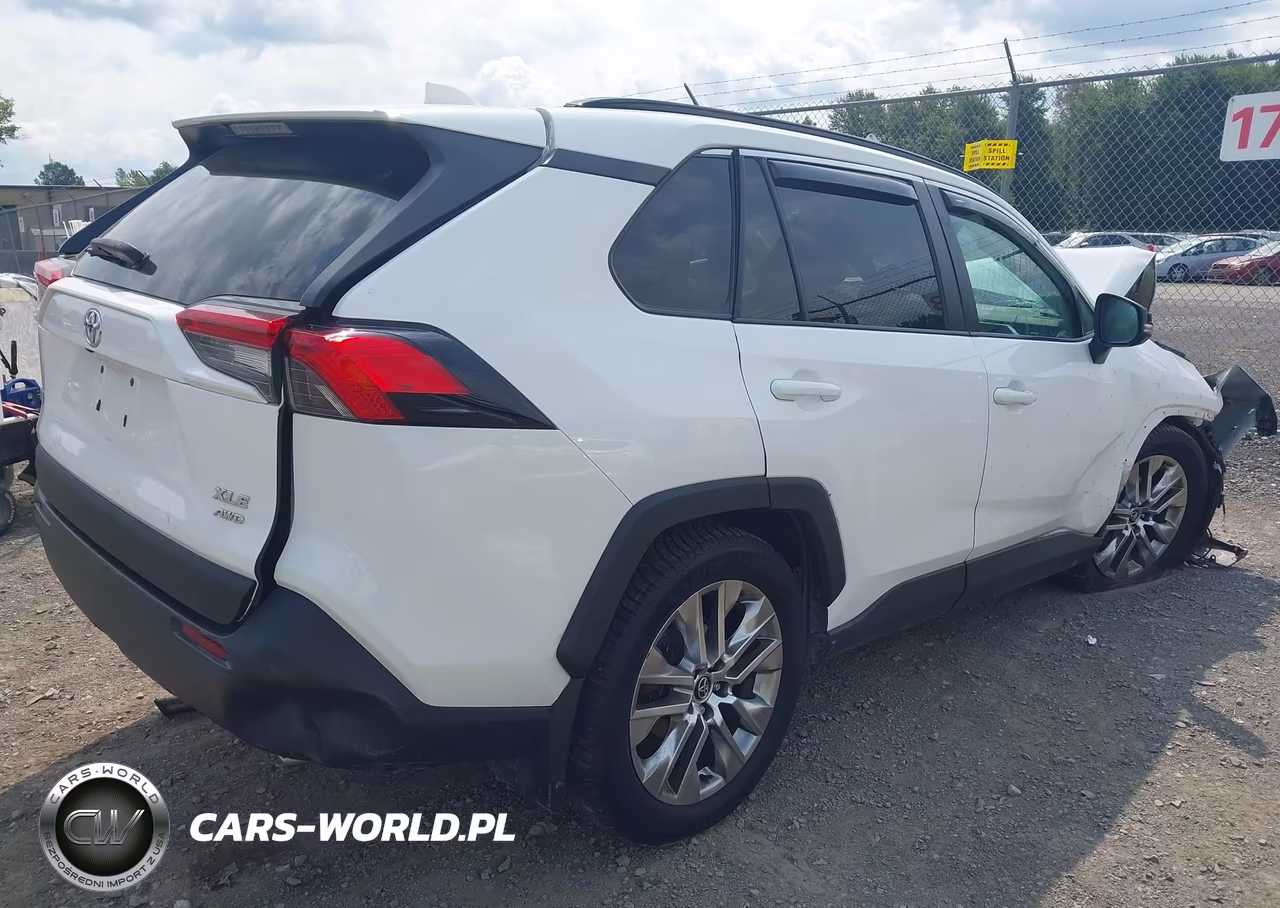 2020 Toyota Rav4 Xle Premium VIN:2T3A1RFV3LW110985 - 4