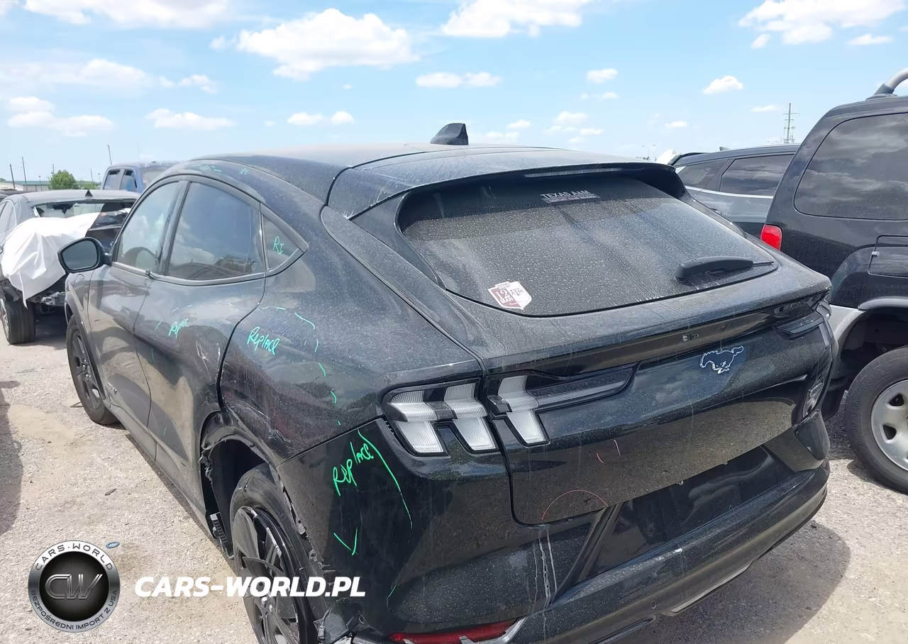 2022 Ford Mustang Mach-E California Route 1 VIN:3FMTK2R79NMA11520 - 14