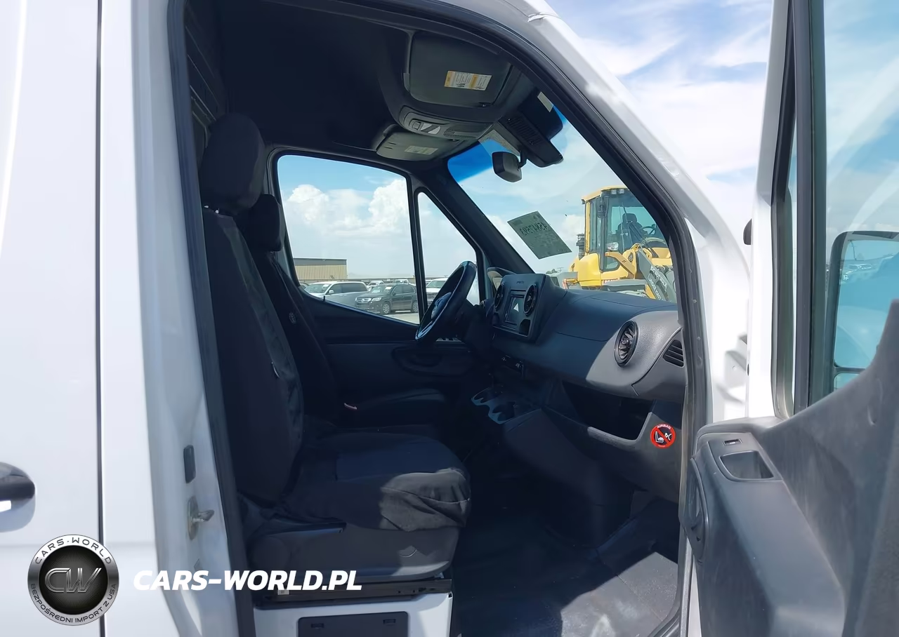 2020 Mercedes-Benz Sprinter 2500 Standard Roof V6 VIN:W1Y4EBHY4LT024079 - 5