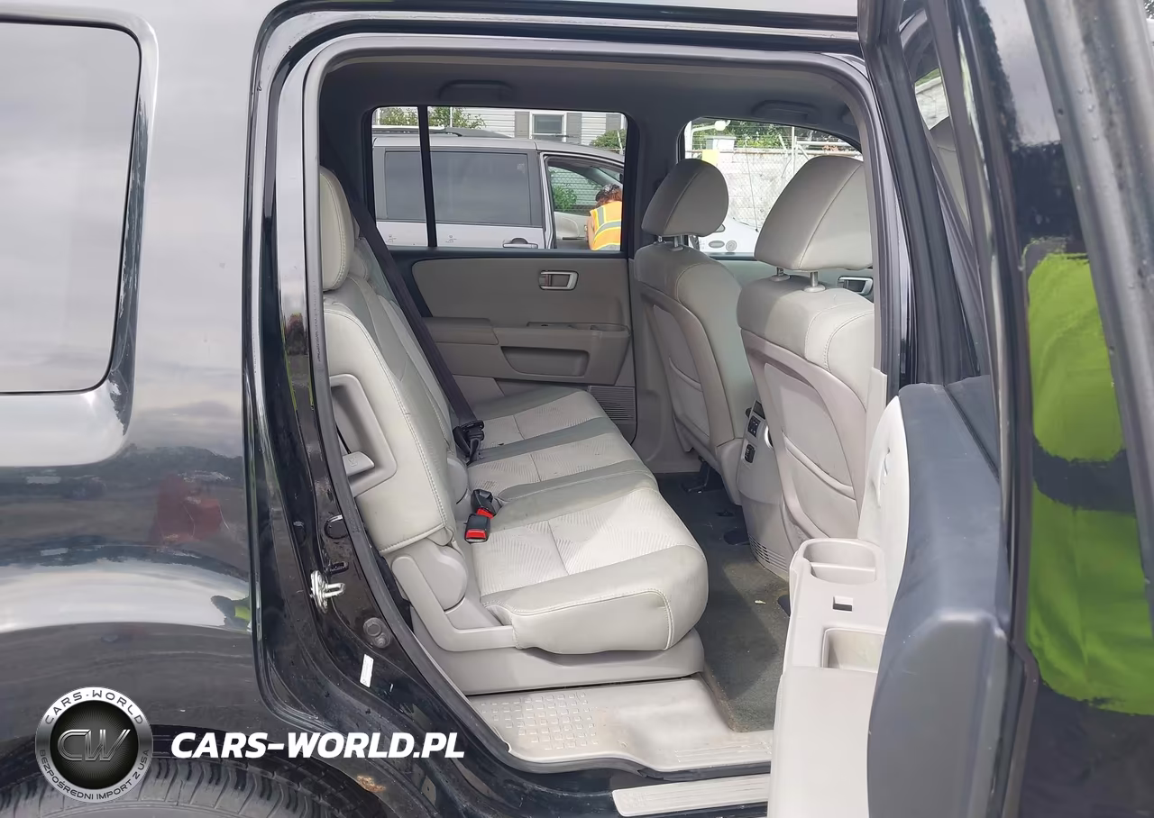 2015 Honda Pilot Lx VIN:5FNYF4H22FB062265 - 8