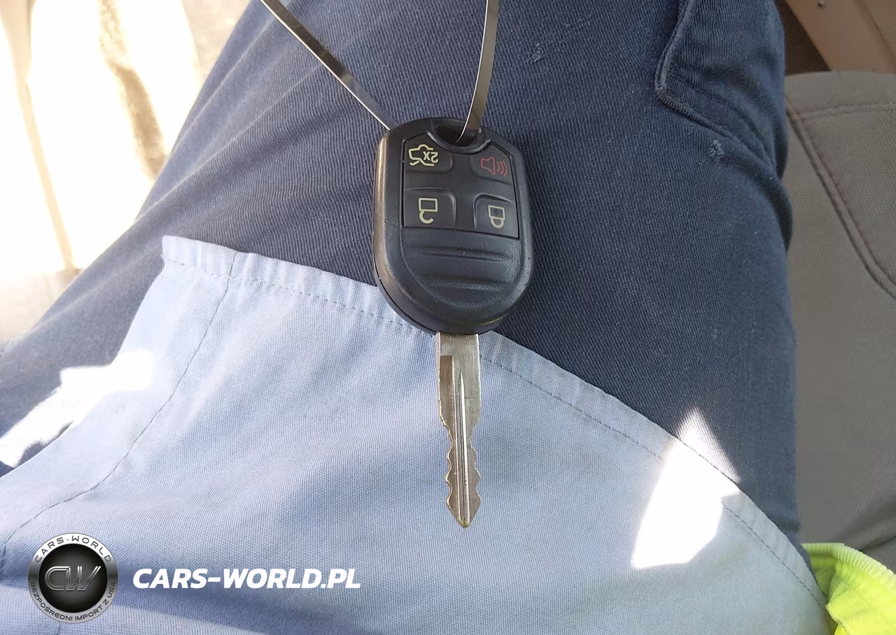 2010 Ford Taurus Se VIN:1FAHP2DW4AG125249 - 11