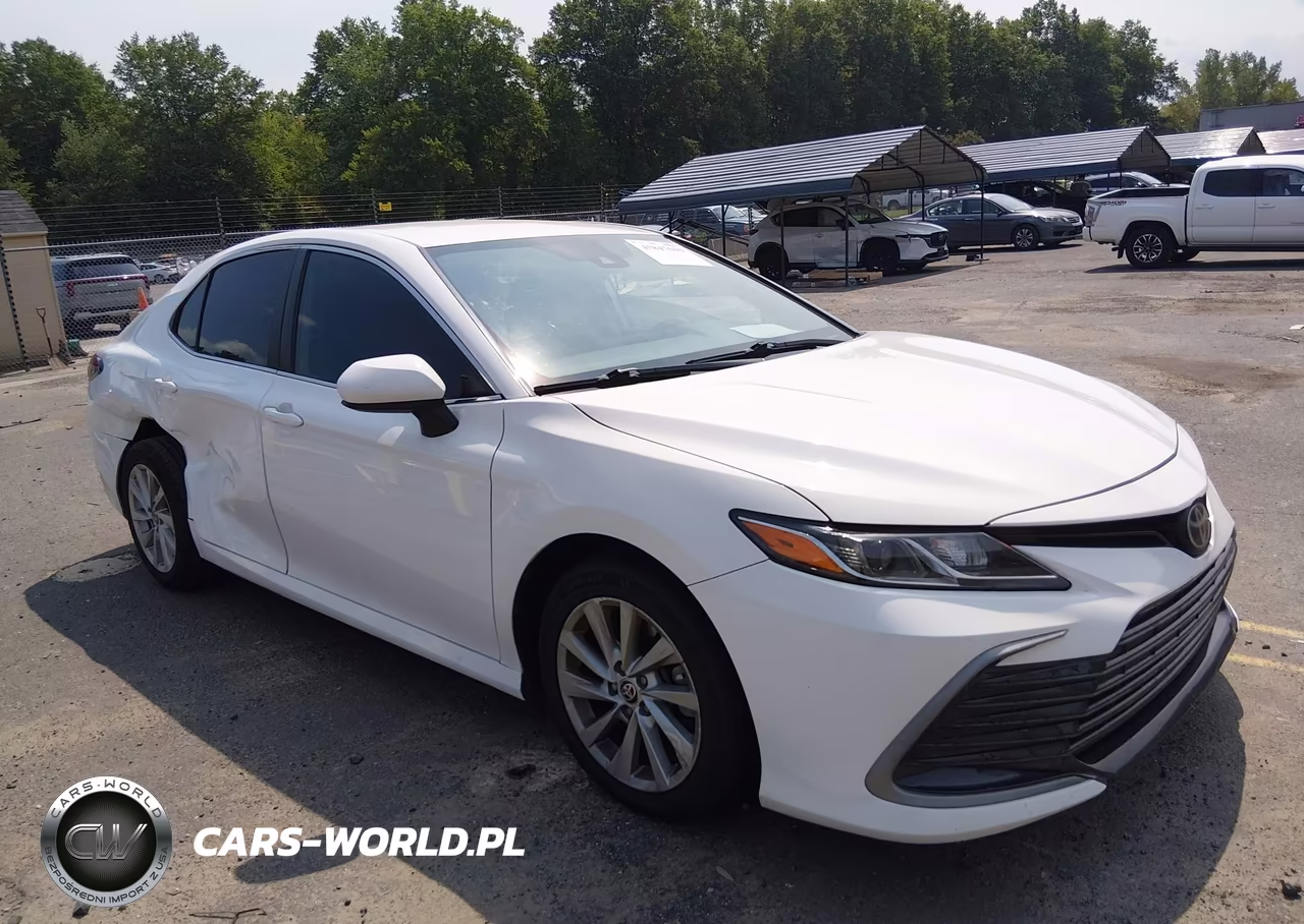 2021 Toyota Camry Le