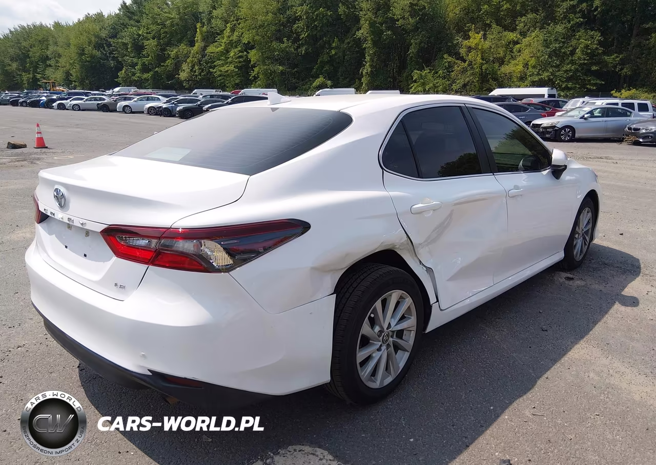 2021 Toyota Camry Le VIN:4T1C11AK0MU580389 - 4