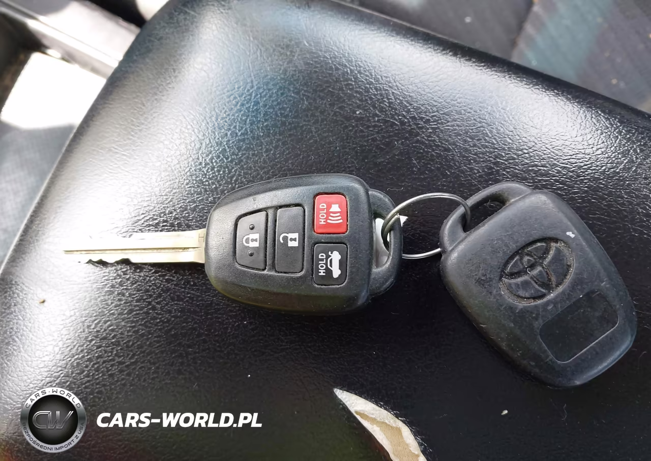 2017 Toyota Camry Le VIN:4T1BF1FKXHU634521 - 11