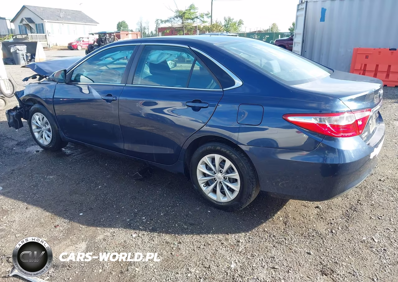 2017 Toyota Camry Le VIN:4T1BF1FKXHU634521 - 3
