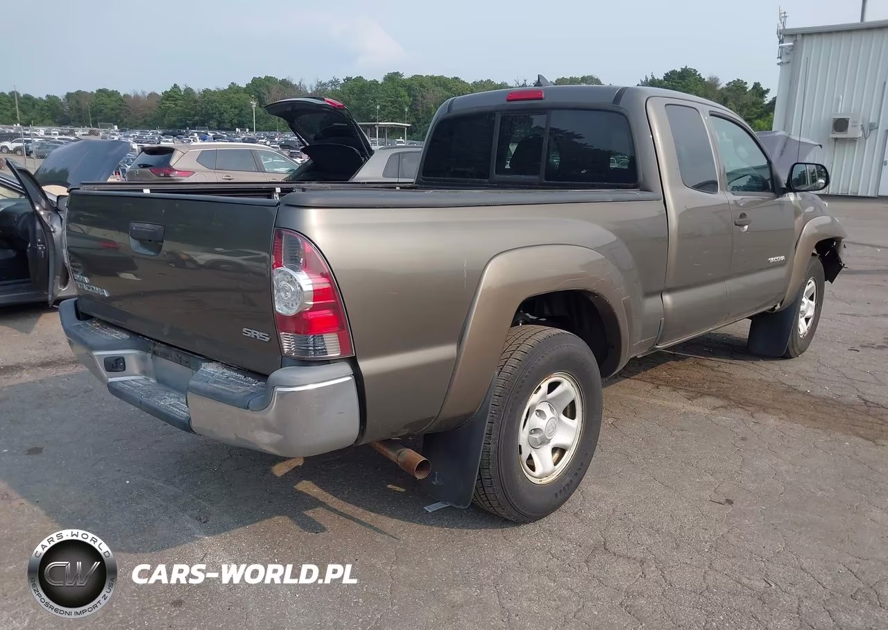 2012 Toyota Tacoma VIN:5TFUX4EN0CX014467 - 4