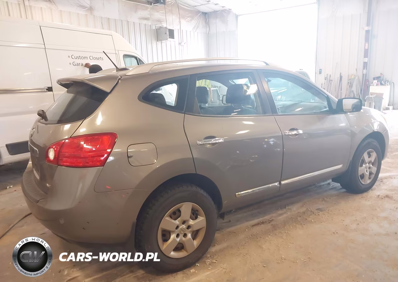 2015 Nissan Rogue Select S VIN:JN8AS5MV5FW754765 - 4