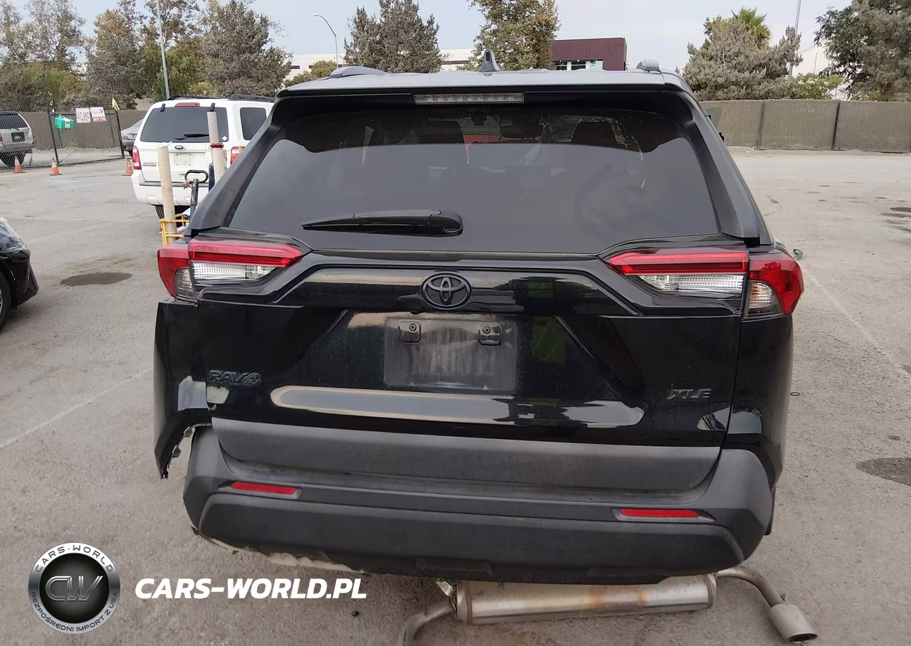 2021 Toyota Rav4 Xle VIN:2T3W1RFV0MC149364 - 14