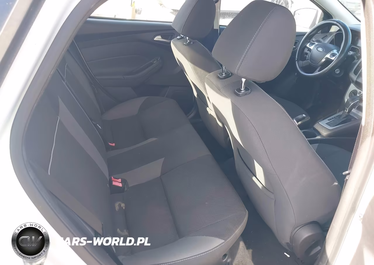 2014 Ford Focus Se VIN:1FADP3F24EL251994 - 8
