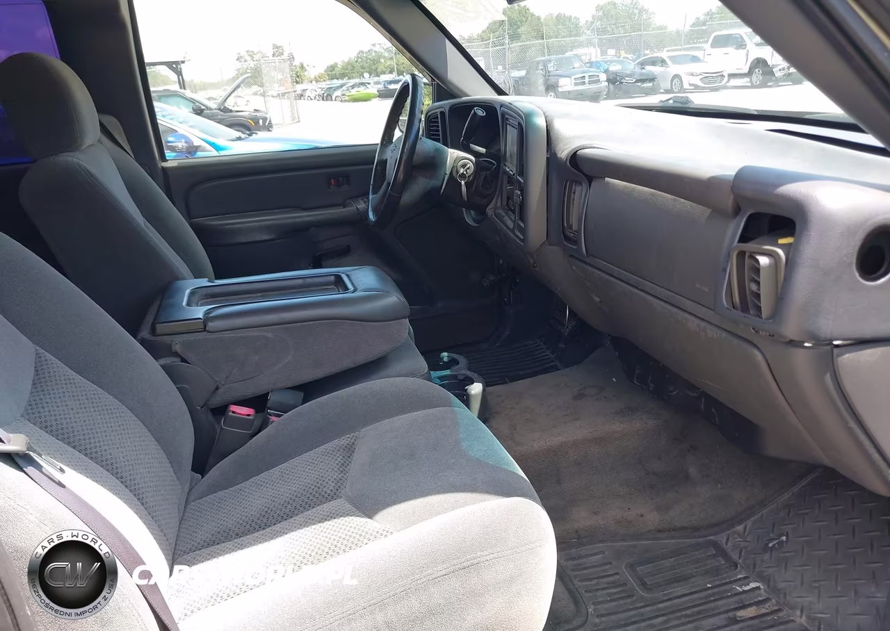 2004 Chevrolet Silverado 1500 Ls VIN:2GCEC19V841232373 - 5
