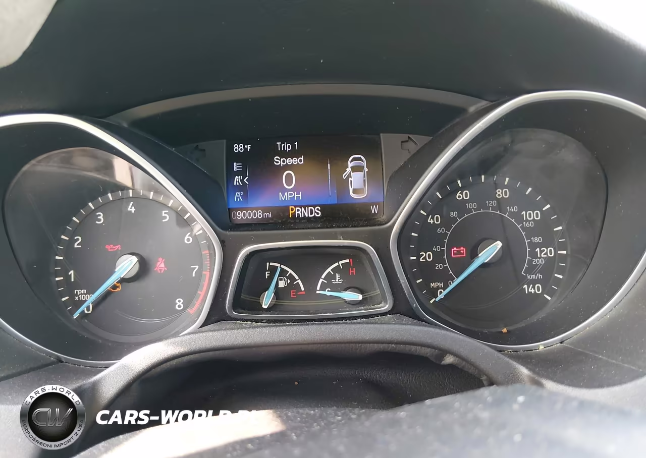 2016 Ford Focus Se VIN:1FADP3F23GL256882 - 7
