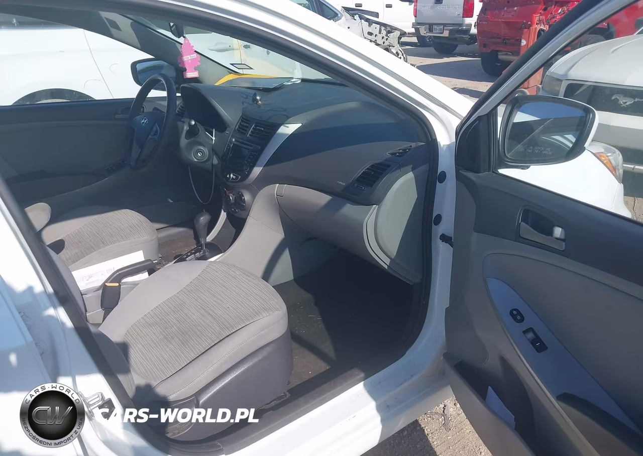 2017 Hyundai Accent Se VIN:KMHCT5AE6HU318801 - 5