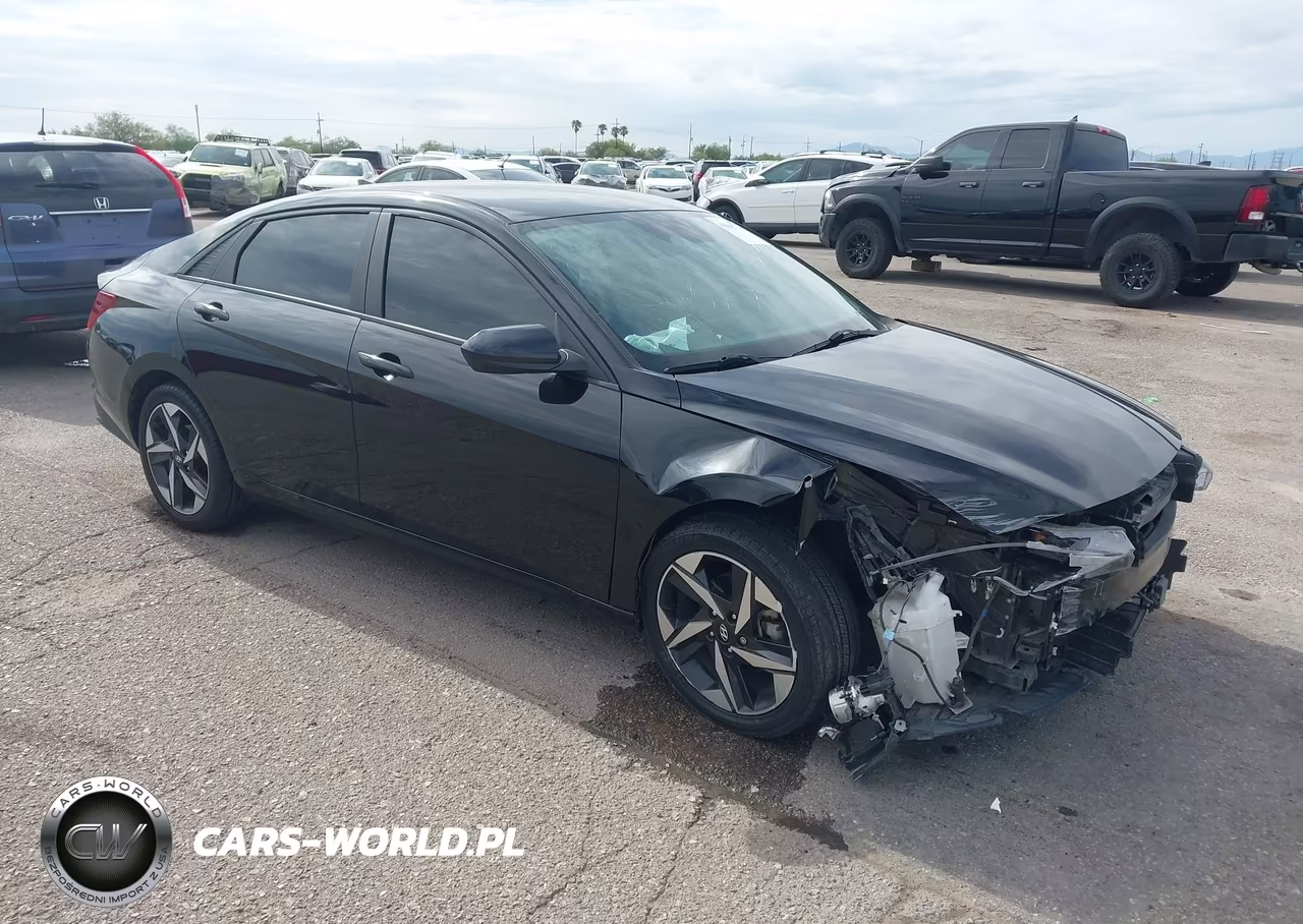 2023 Hyundai Elantra Sel