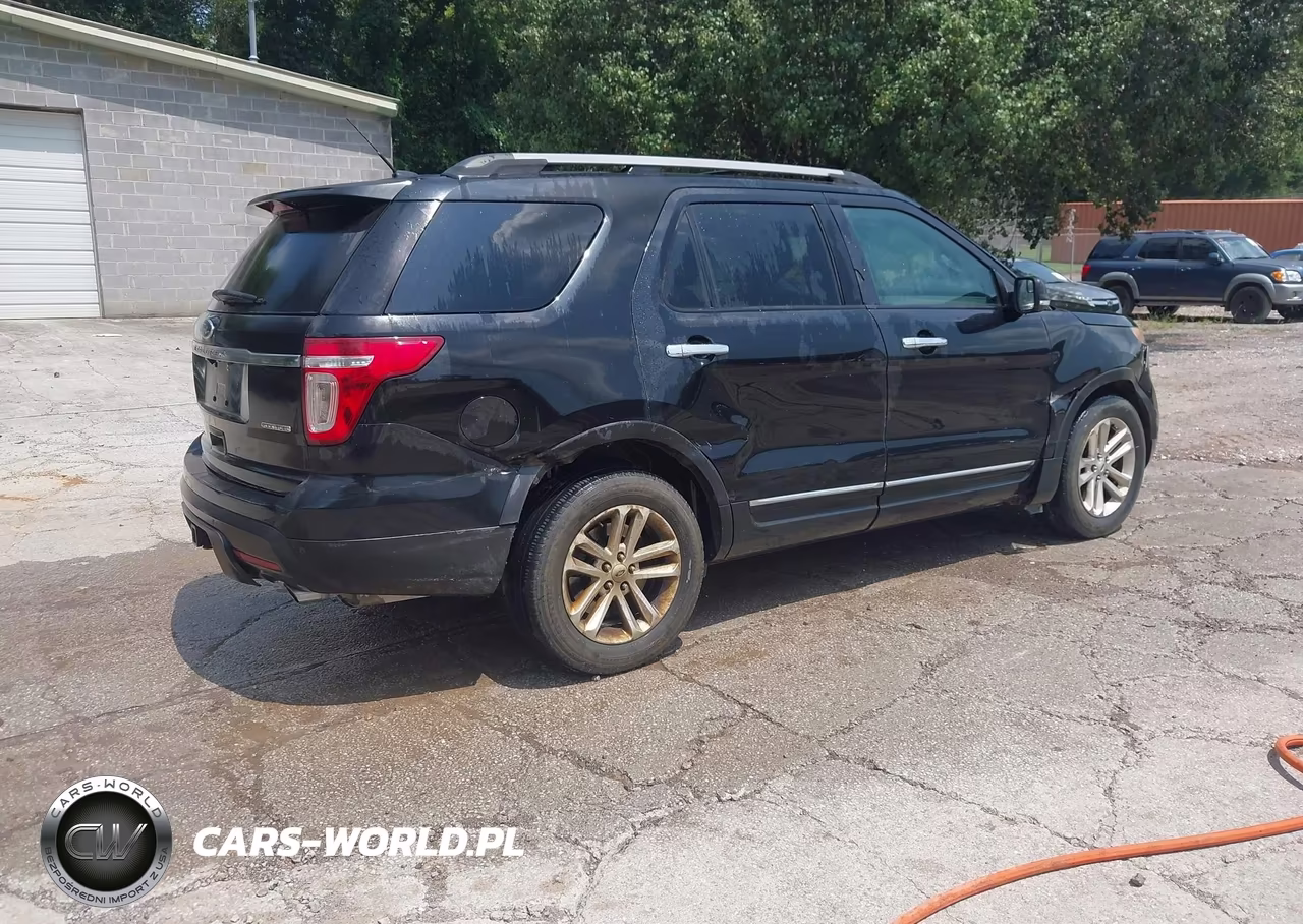 2015 Ford Explorer Xlt VIN:1FM5K7D84FGA45947 - 4
