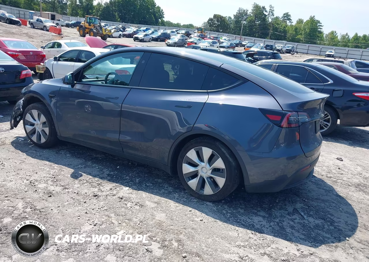 2023 Tesla Model Y Awd-Long Range Dual Motor All-Wheel Drive VIN:7SAYGDEE1PF981139 - 3