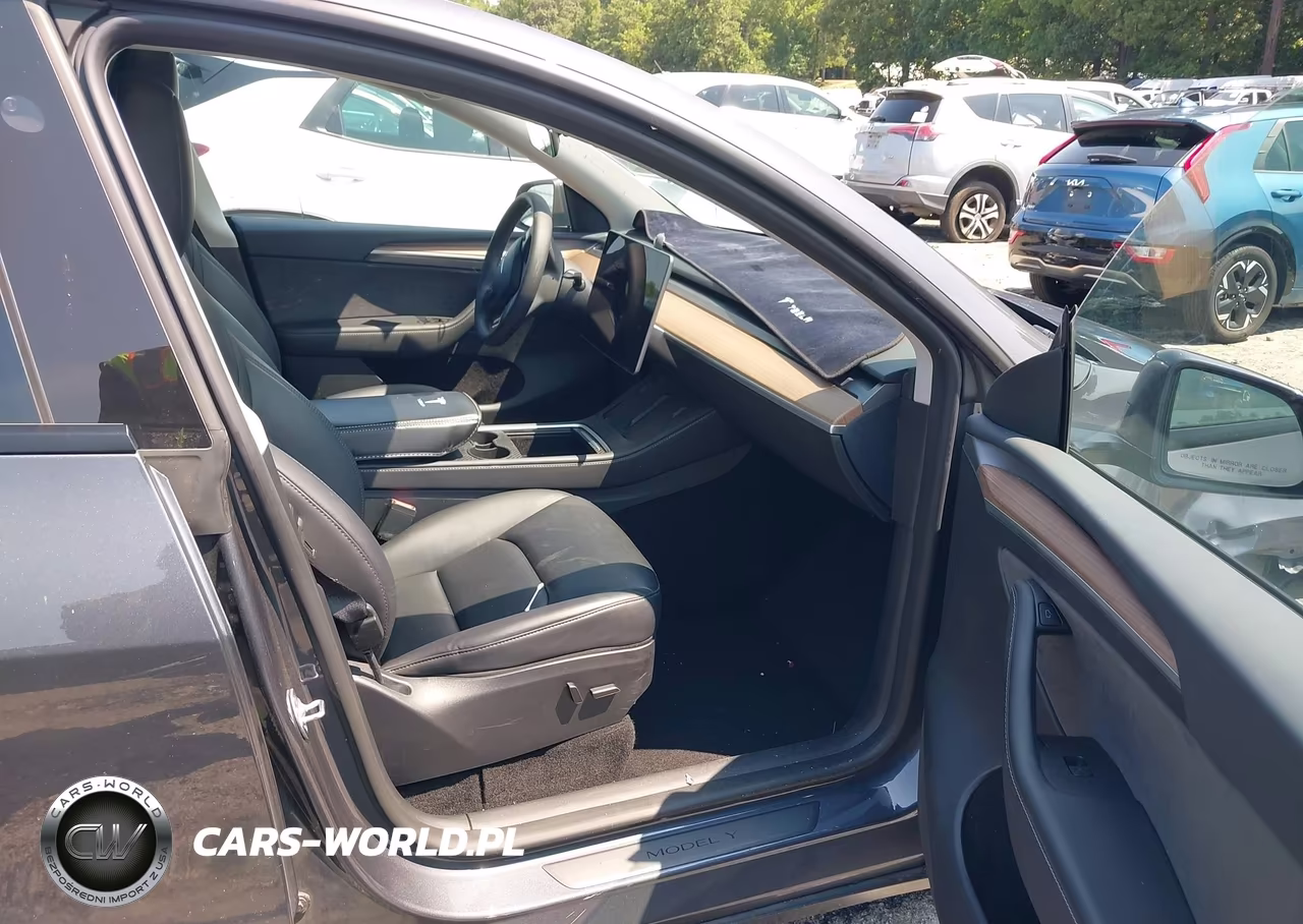 2023 Tesla Model Y Awd-Long Range Dual Motor All-Wheel Drive VIN:7SAYGDEE1PF981139 - 5