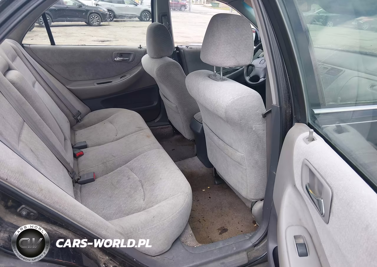 2002 Honda Accord 2.3 Lx VIN:JHMCG66512C013581 - 8