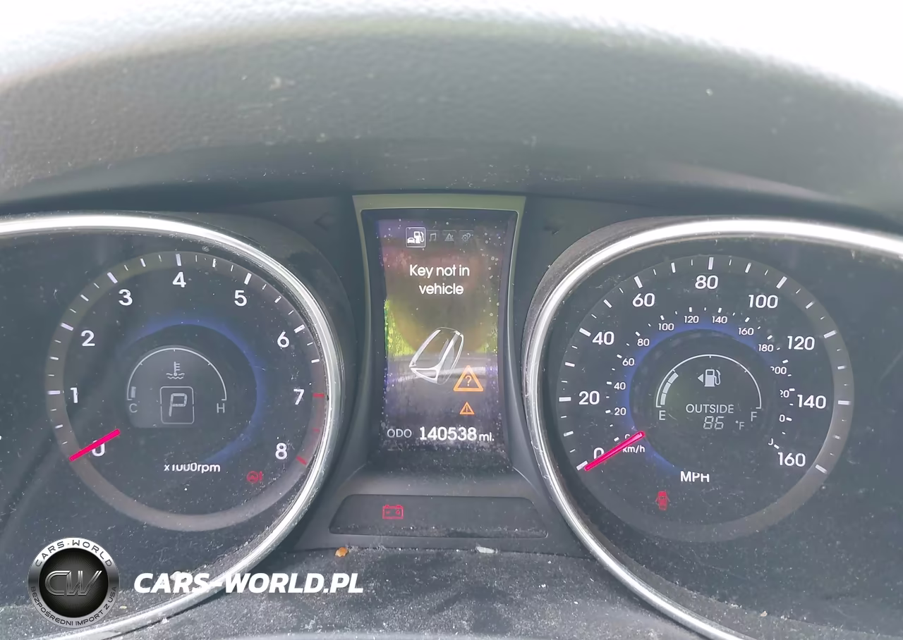 2013 Hyundai Santa Fe Sport 2.0T VIN:5XYZUDLA1DG001469 - 7