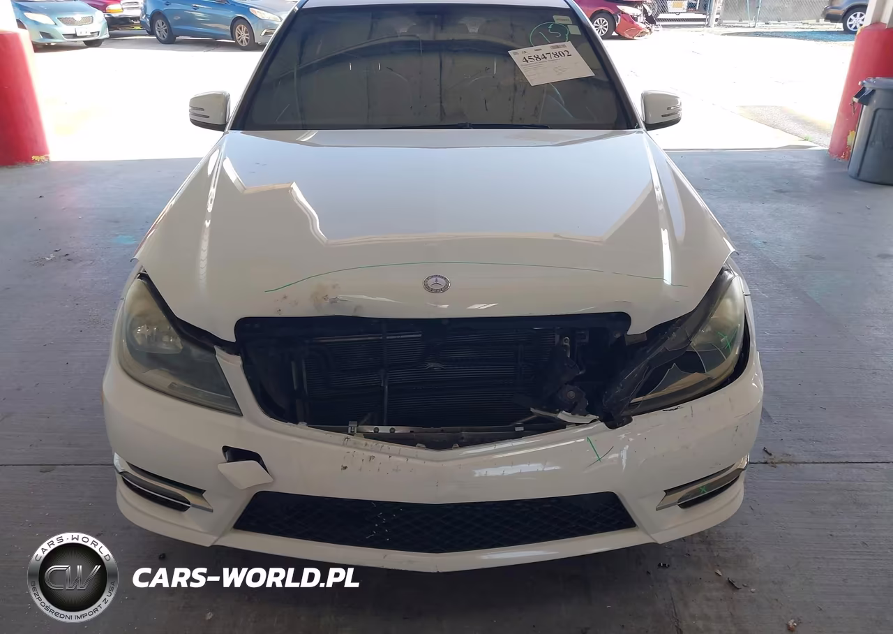 2013 Mercedes-Benz C 250 Sport VIN:WDDGF4HB5DA773448 - 12