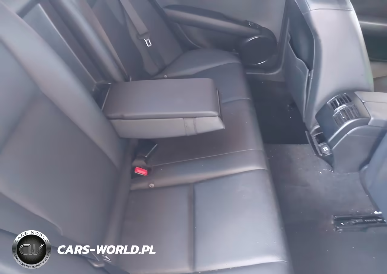 2013 Mercedes-Benz C 250 Sport VIN:WDDGF4HB5DA773448 - 8
