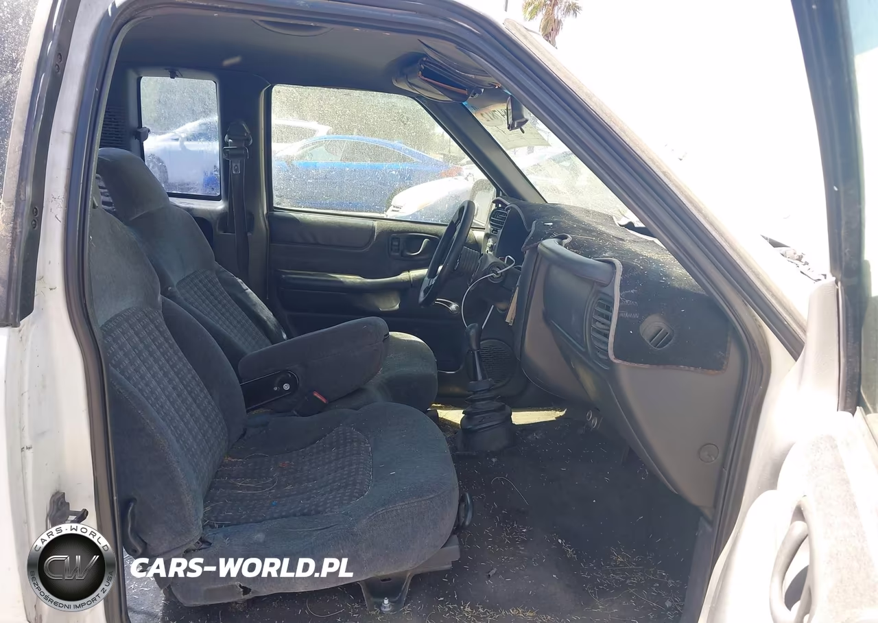 1998 Chevrolet S-10 Ls VIN:1GCCS1943WK237730 - 5