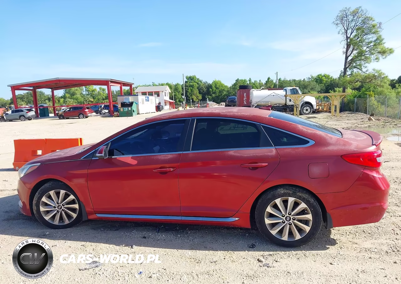 2016 Hyundai Sonata Sport VIN:5NPE34AF2GH316486 - 14
