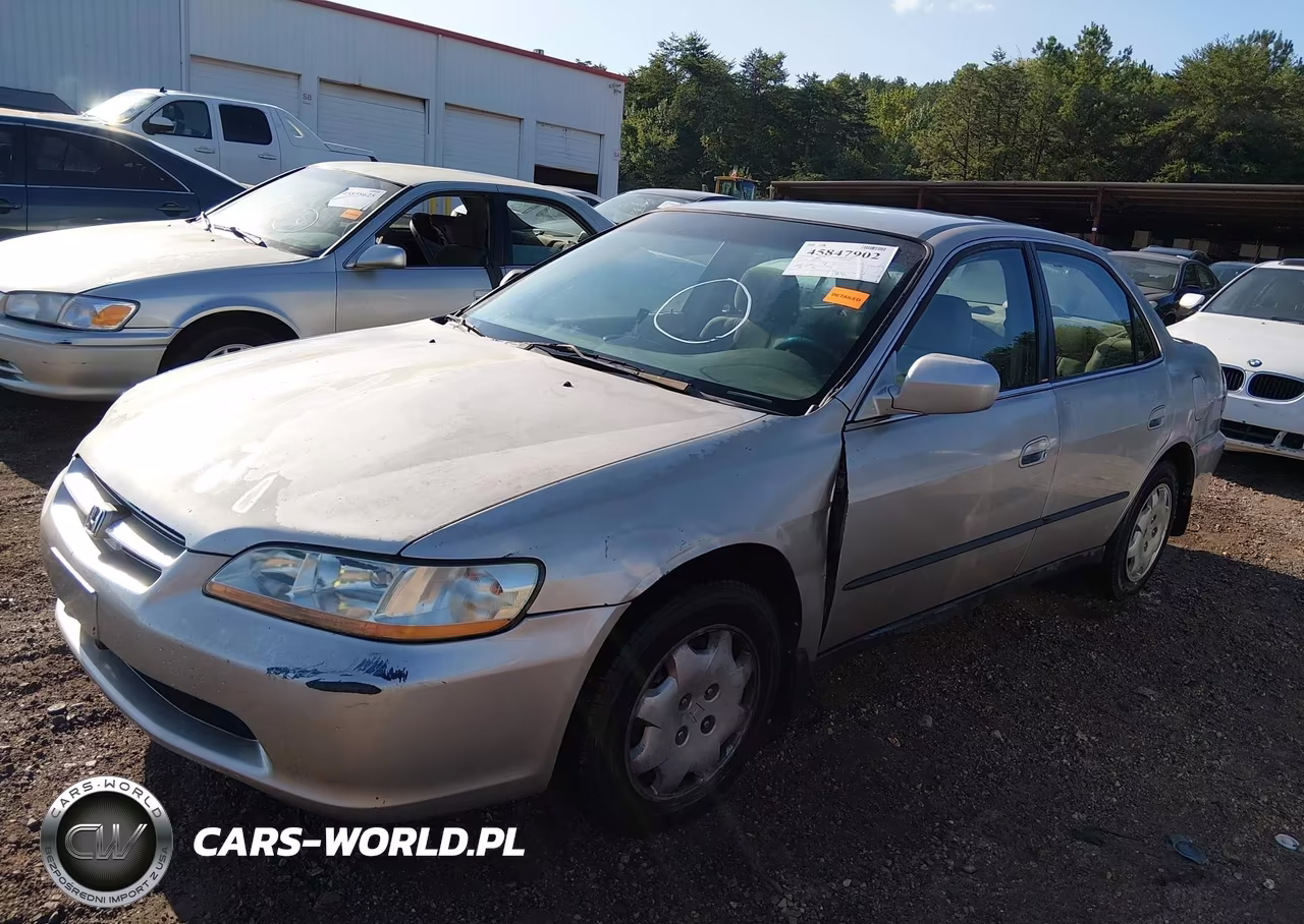 1999 Honda Accord Lx VIN:1HGCG5644XA163255 - 2