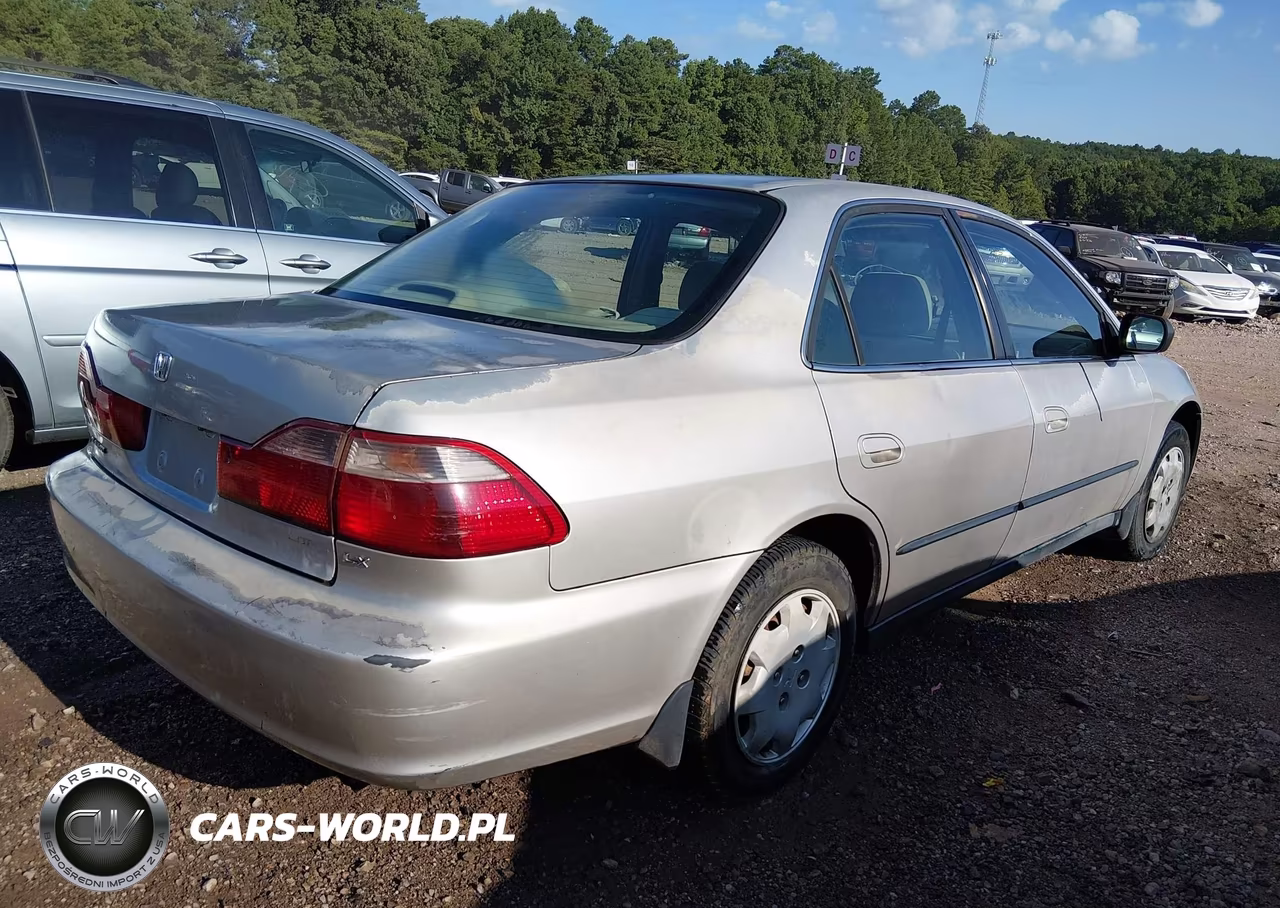 1999 Honda Accord Lx VIN:1HGCG5644XA163255 - 4