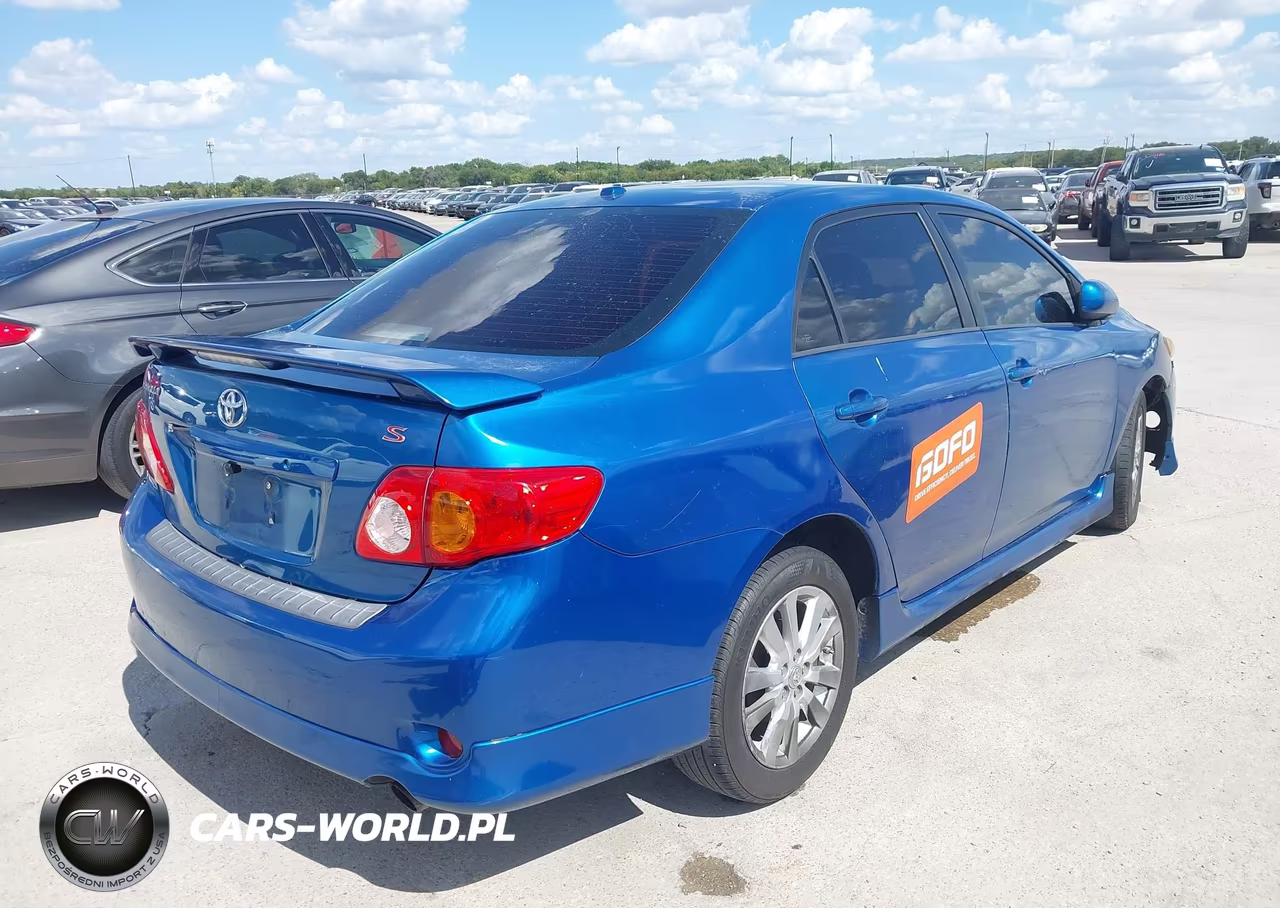 2010 Toyota Corolla S VIN:2T1BU4EE3AC379317 - 4