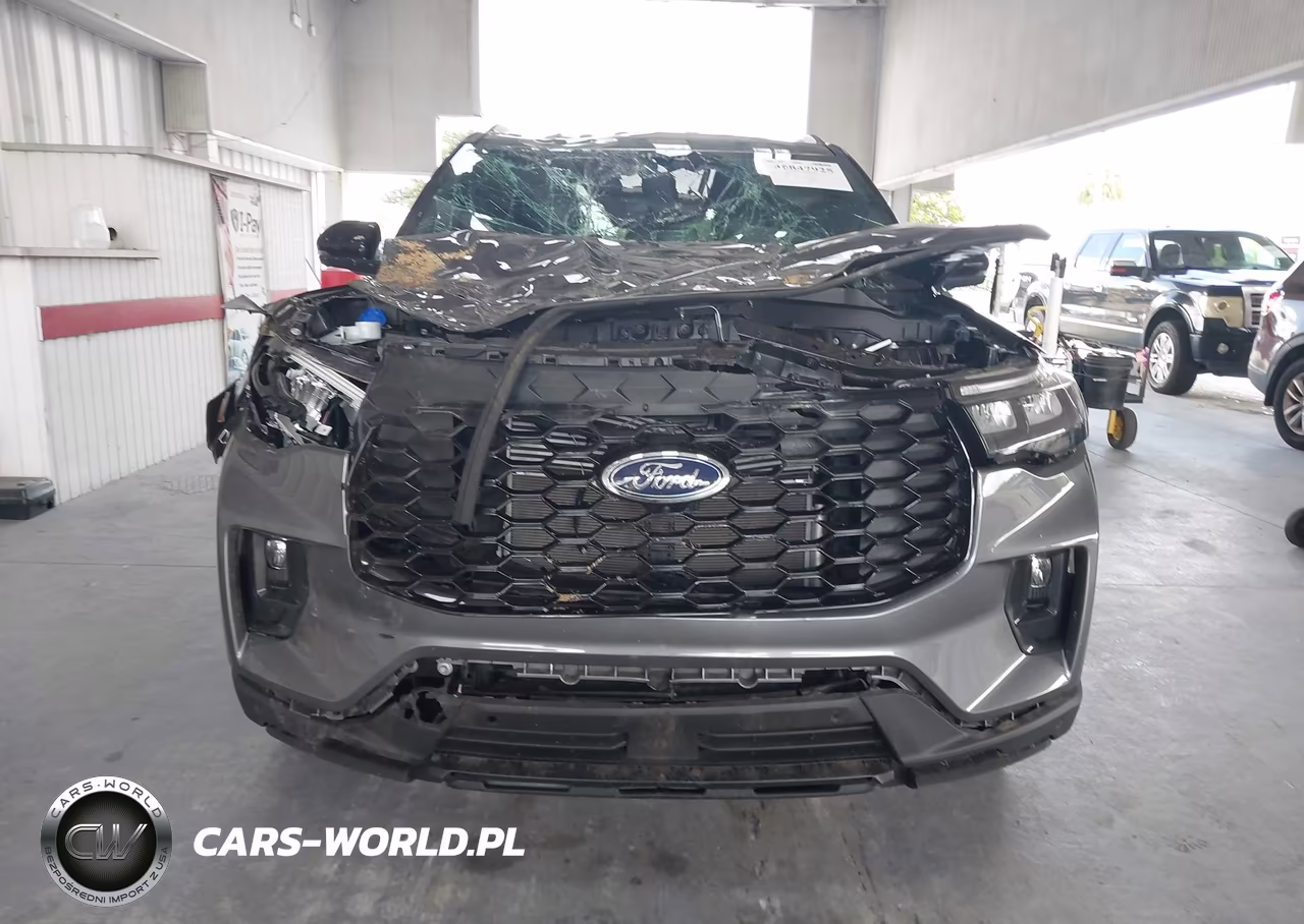 2025 Ford Explorer St-Line VIN:1FMUK7KHXSGC17505 - 12