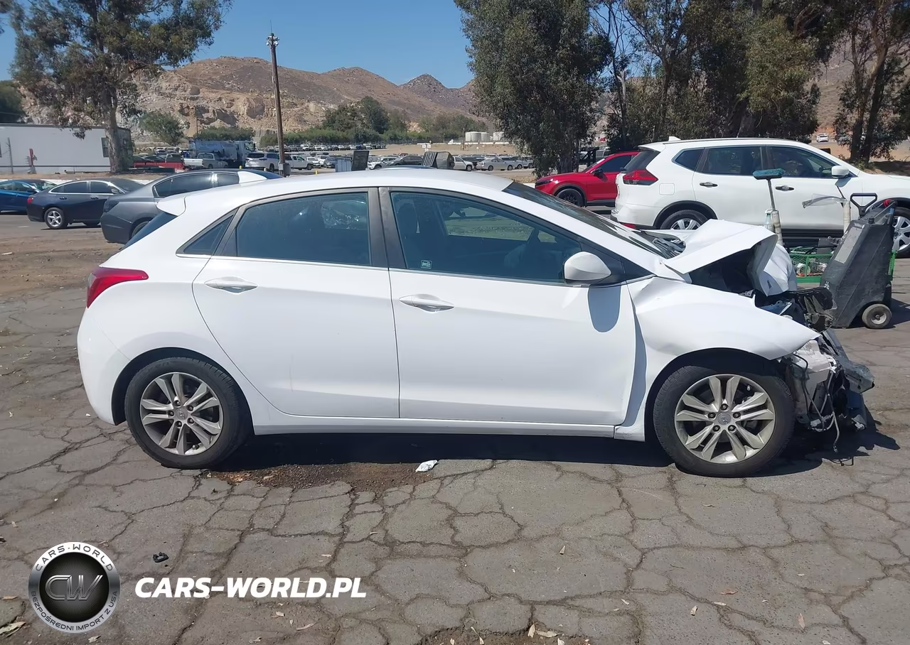 2013 Hyundai Elantra Gt VIN:KMHD35LE0DU119920 - 13