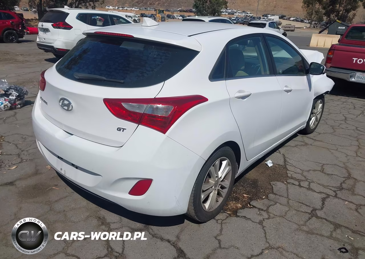 2013 Hyundai Elantra Gt VIN:KMHD35LE0DU119920 - 4