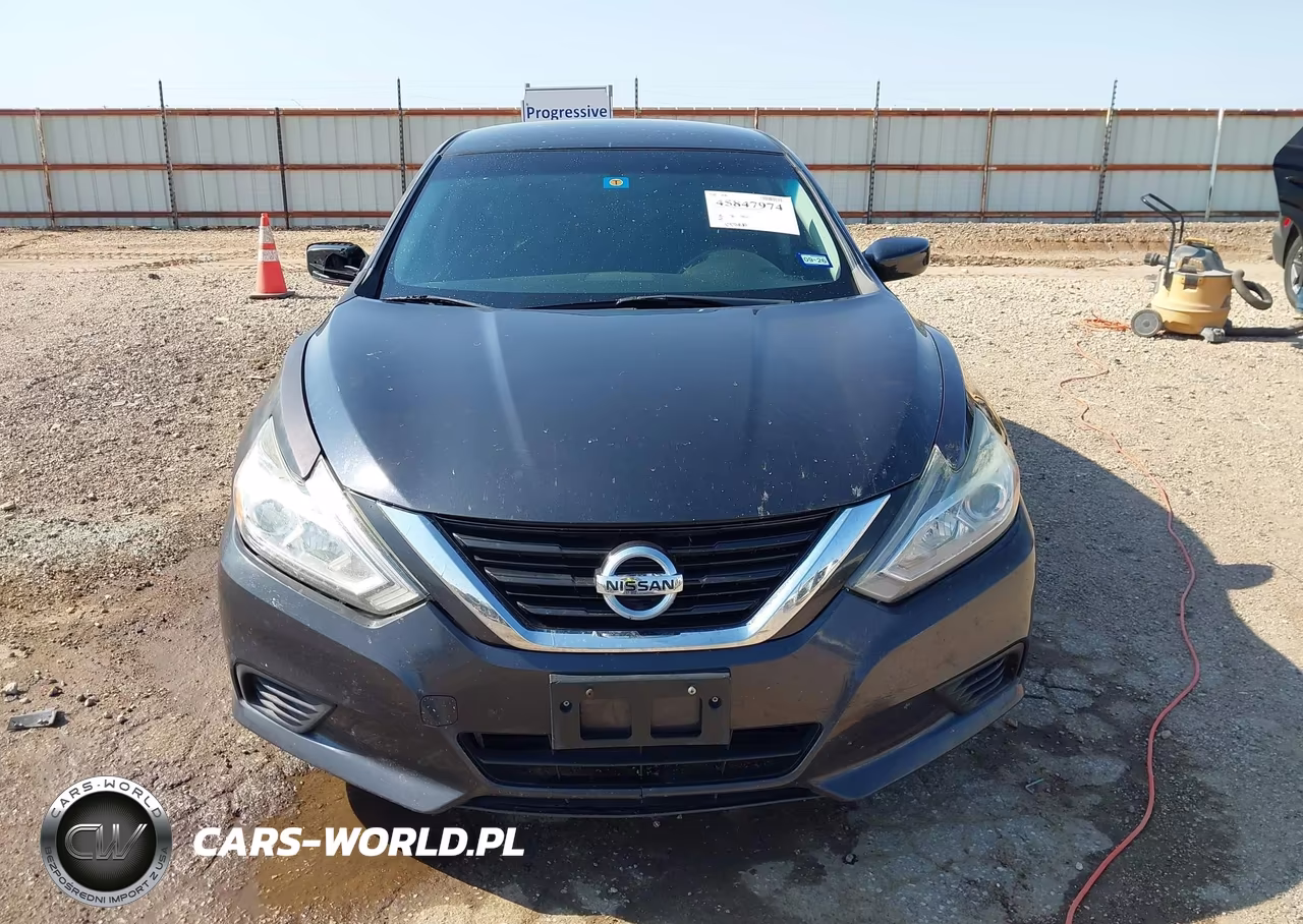 2018 Nissan Altima 2.5 S VIN:1N4AL3AP9JC229713 - 11