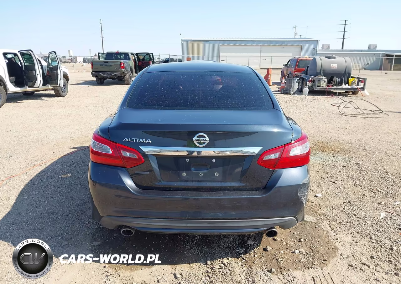 2018 Nissan Altima 2.5 S VIN:1N4AL3AP9JC229713 - 15