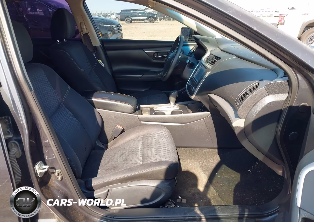 2018 Nissan Altima 2.5 S VIN:1N4AL3AP9JC229713 - 5