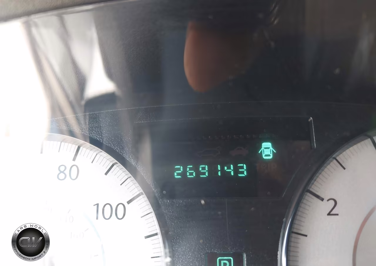 2009 Chrysler 300 Touring VIN:2C3KA53V99H621664 - 7