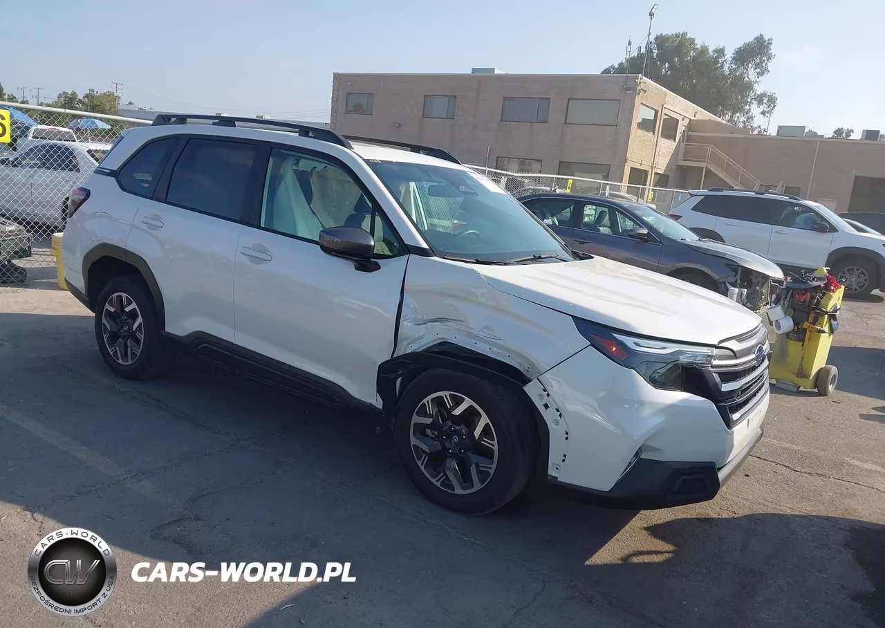 2025 Subaru Forester Premium – zdjęcie 1 z 16