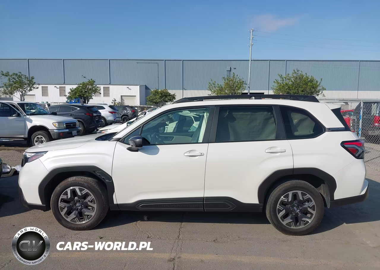 2025 Subaru Forester Premium VIN:JF2SLDDC2SH584581 - 14