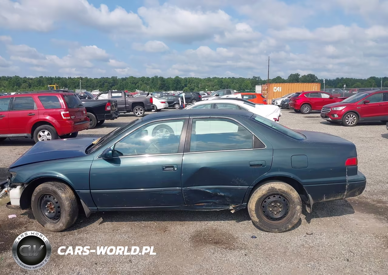 1997 Toyota Camry Le VIN:JT2BG22K2V0024301 - 15