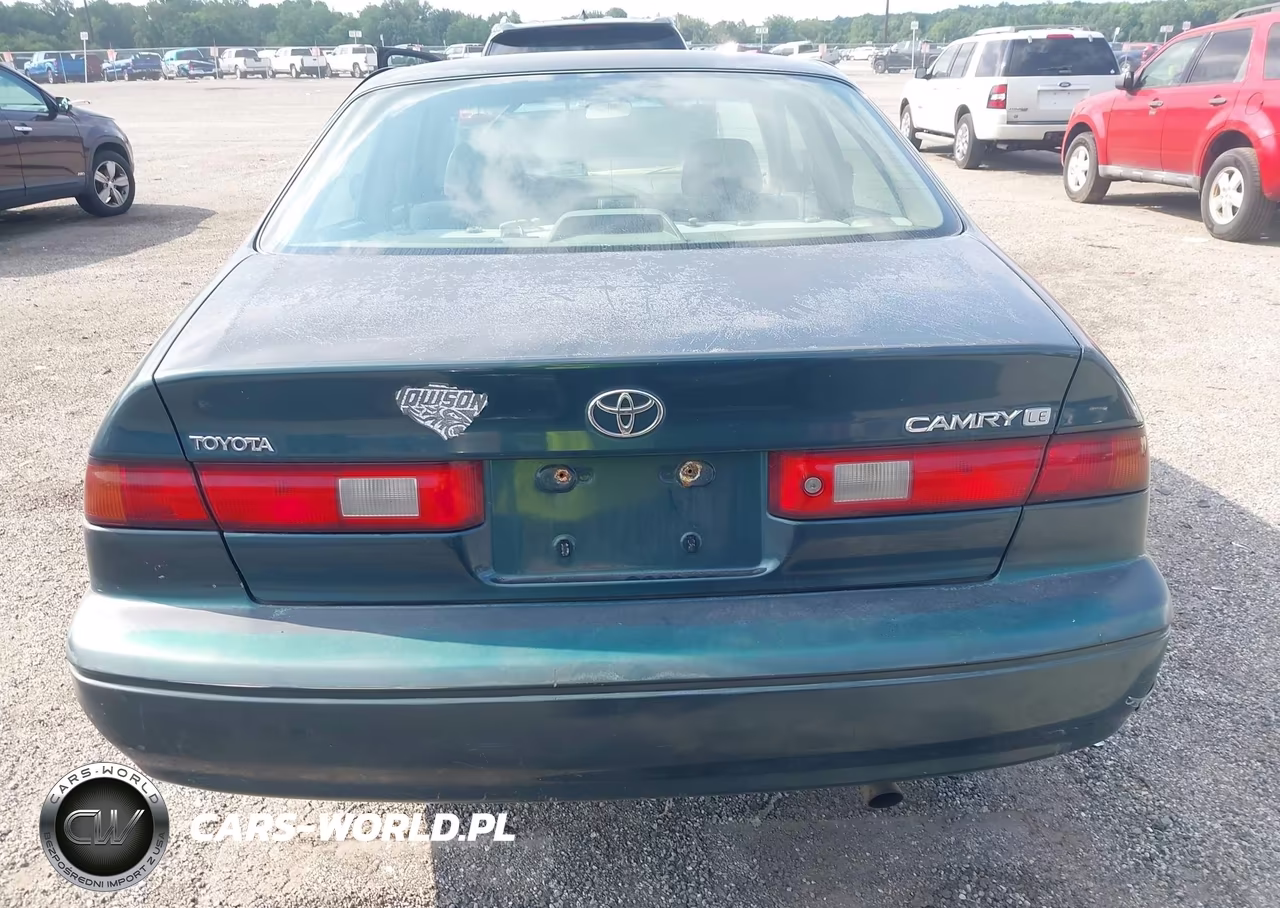 1997 Toyota Camry Le VIN:JT2BG22K2V0024301 - 17