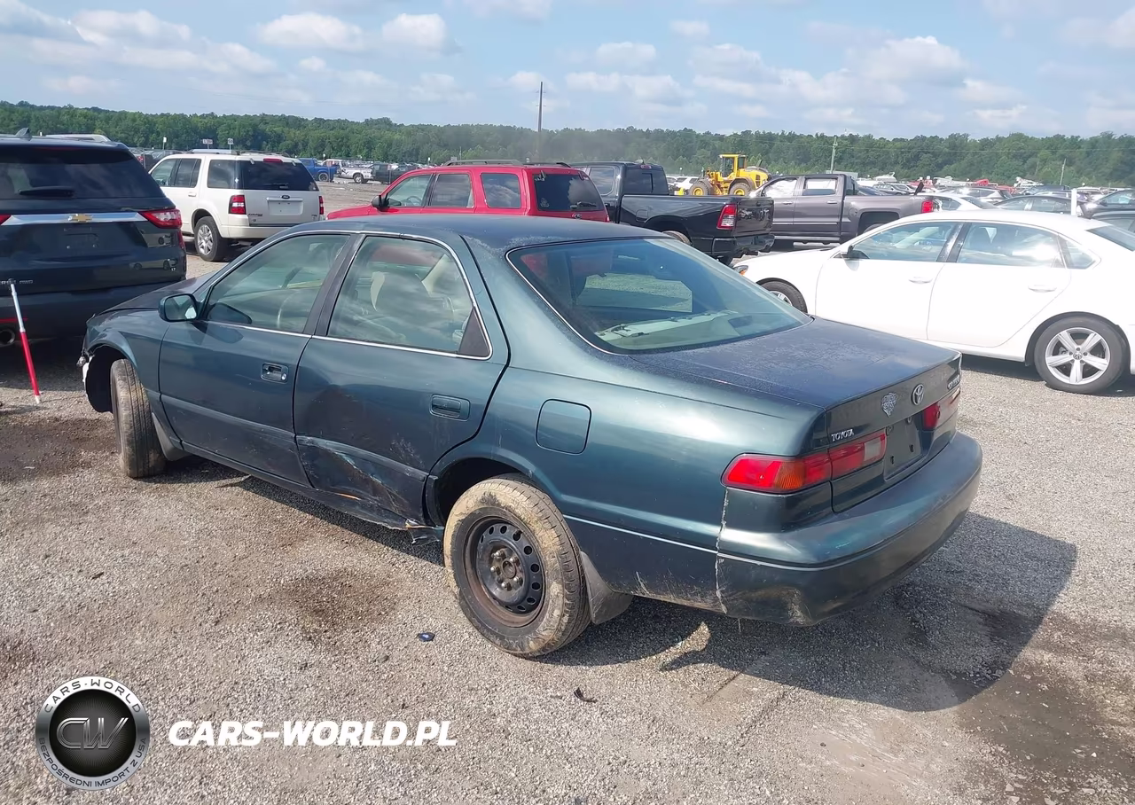1997 Toyota Camry Le VIN:JT2BG22K2V0024301 - 3