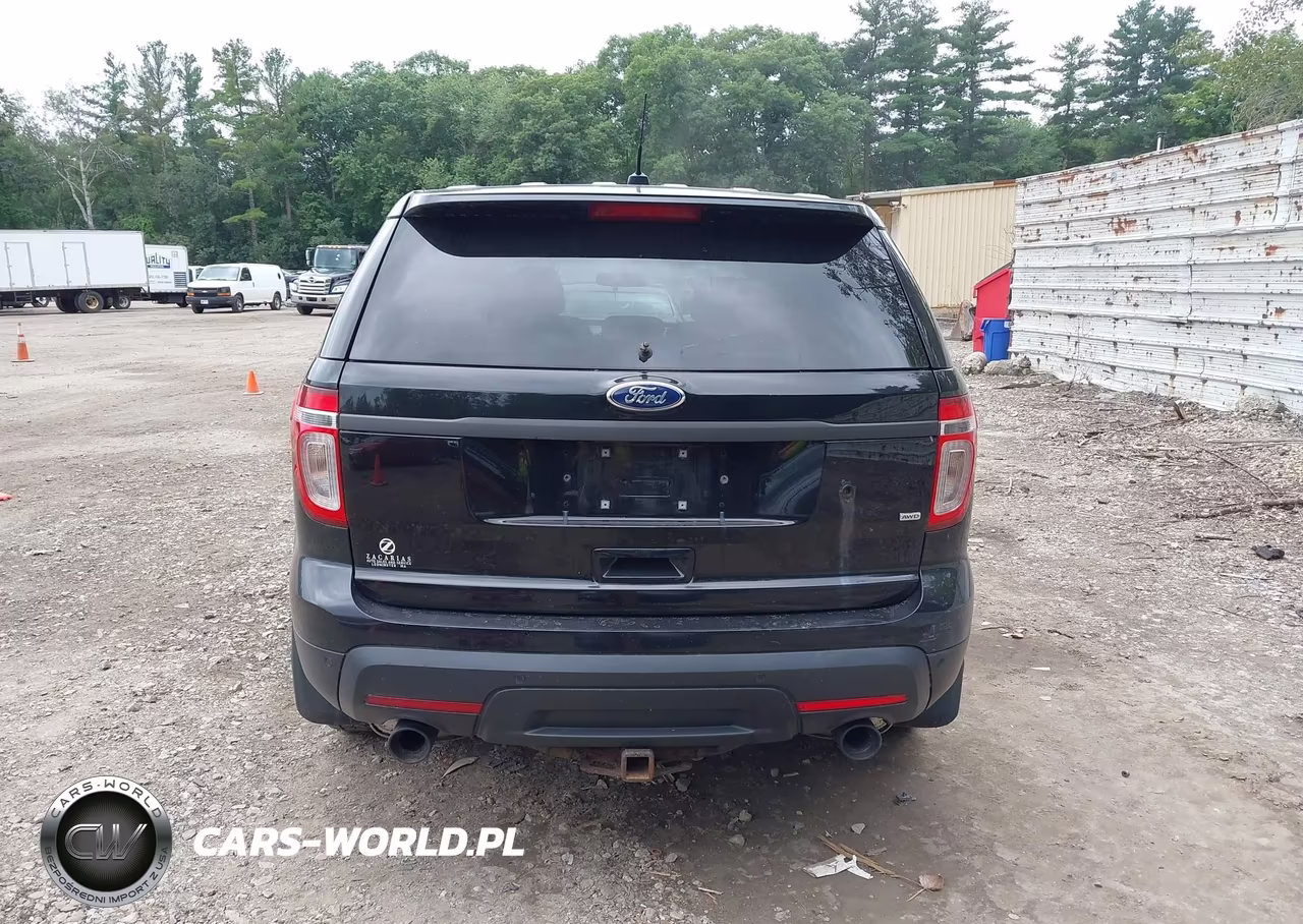 2015 Ford Utility Police Interceptor VIN:1FM5K8AR6FGB61833 - 16