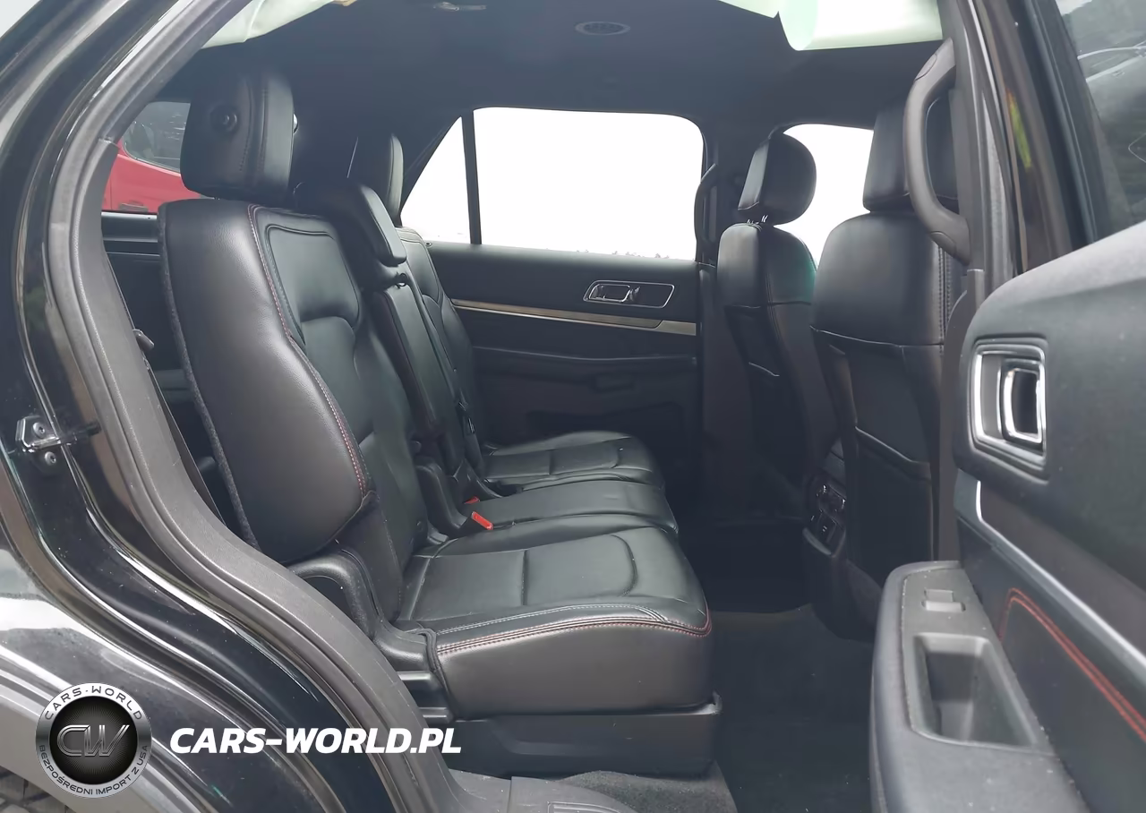 2015 Ford Utility Police Interceptor VIN:1FM5K8AR6FGB61833 - 8