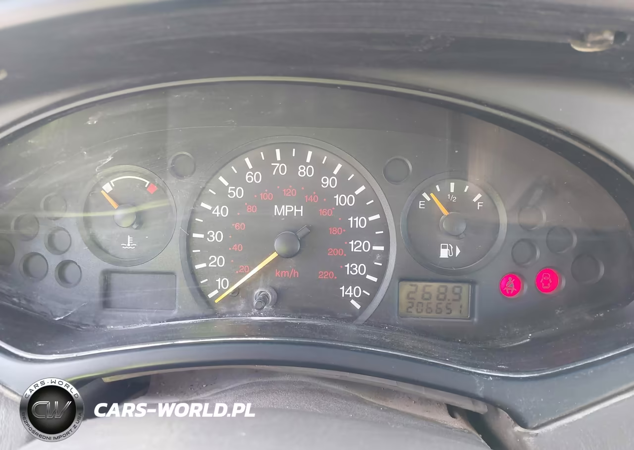 2000 Ford Focus Se VIN:1FAFP3639YW411808 - 7