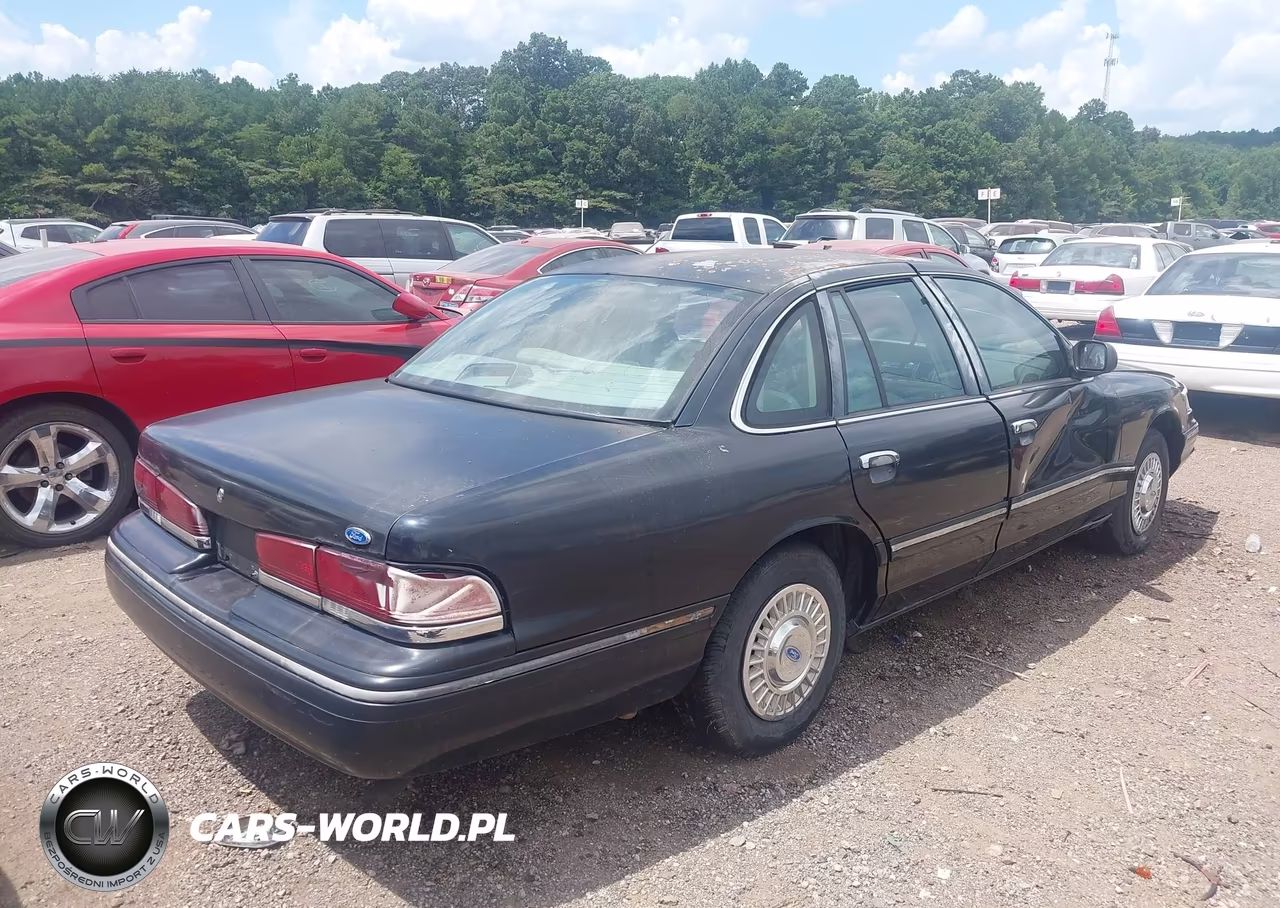 1995 Ford Crown Victoria Lx VIN:2FALP74W6SX181681 - 4