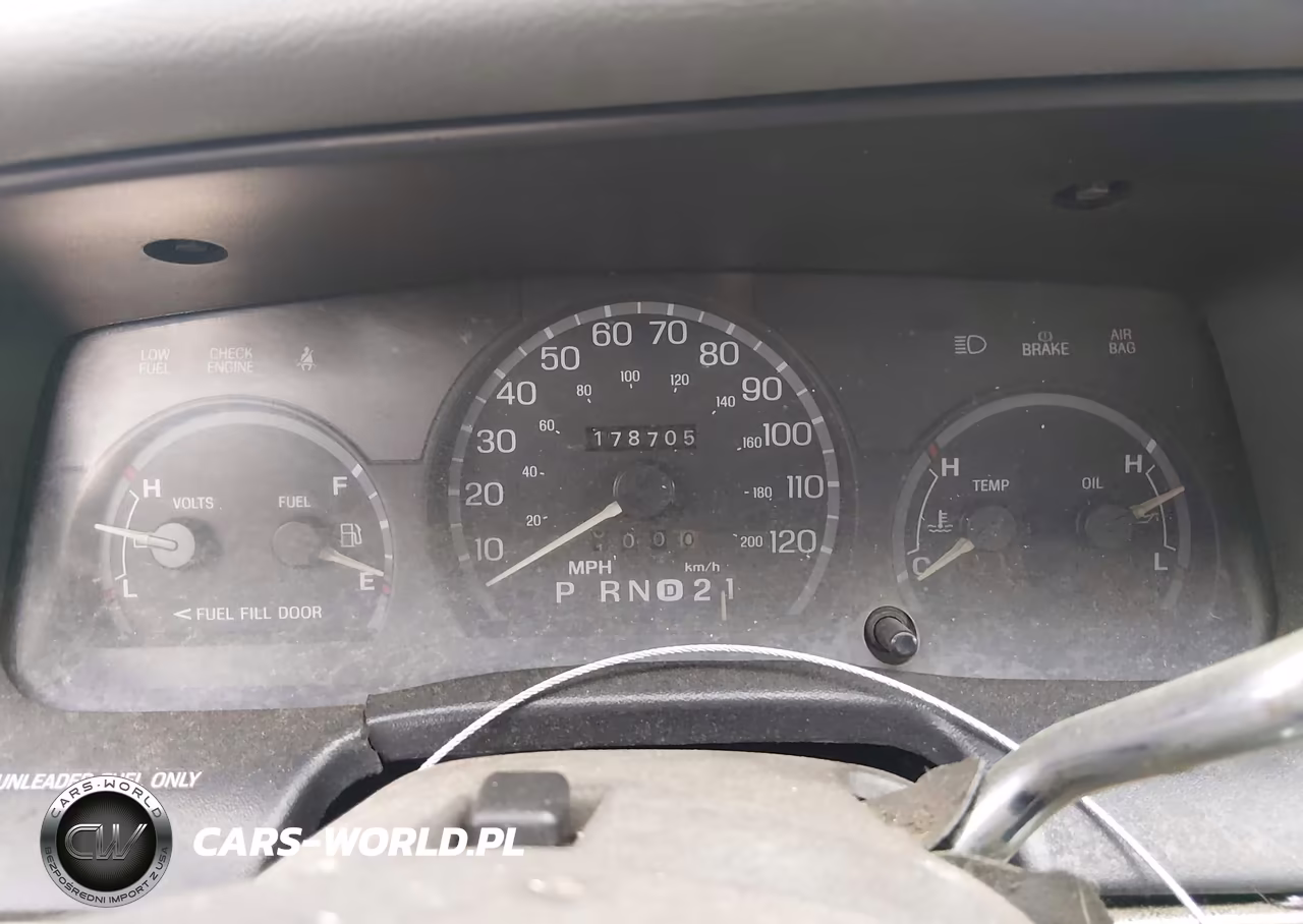 1995 Ford Crown Victoria Lx VIN:2FALP74W6SX181681 - 7