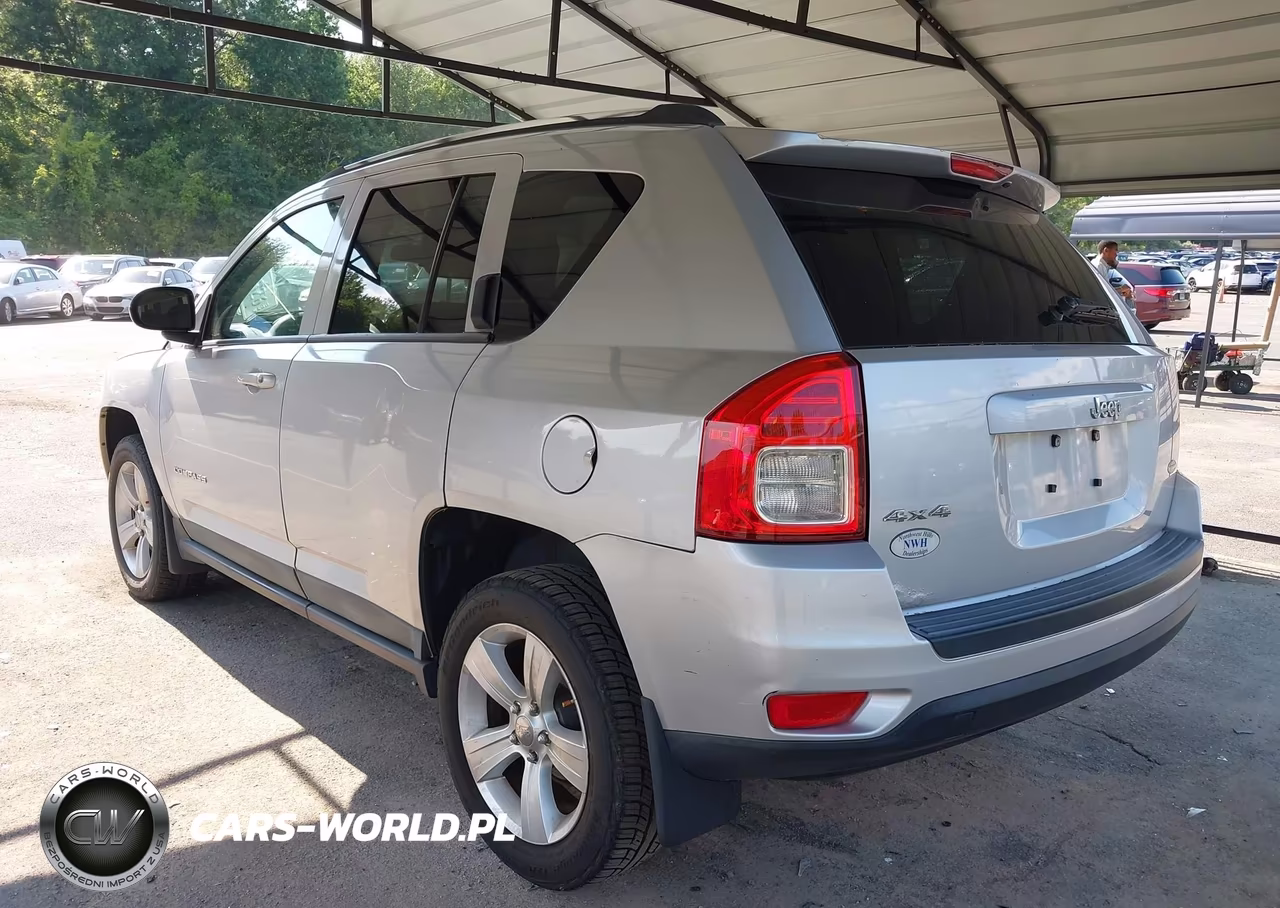 2011 Jeep Compass VIN:1J4NF1FB2BD280867 - 3
